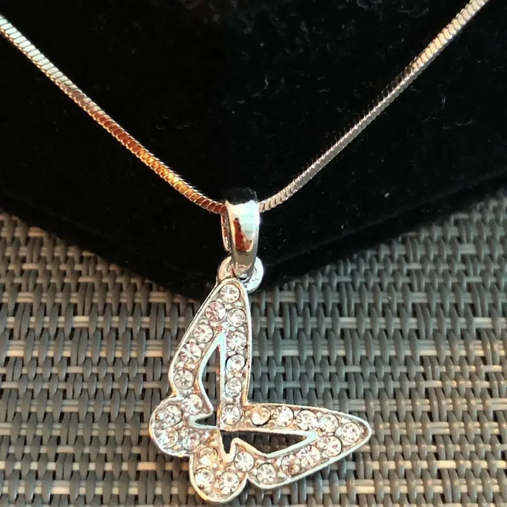 Silver Wing Butterly Charm Necklace